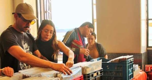 La Nación / “Embarcate” convoca a otra cita con los vinilos