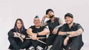Pxndx Vive y Desierto Drive se presentan en Vöudevil