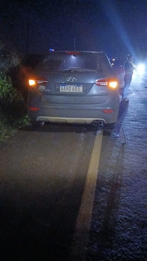 Adolescente herido en choque entre motocicleta y vehículo en Pirapó
