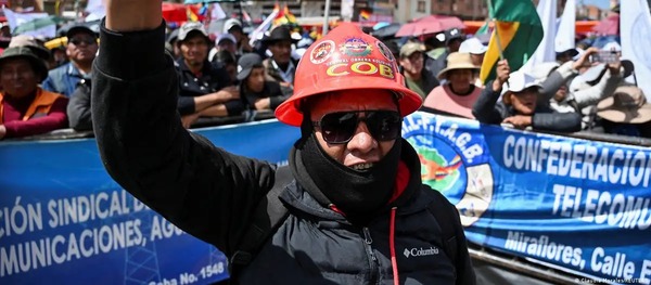 Bolivia: principal sindicato se declara en paro indefinido
