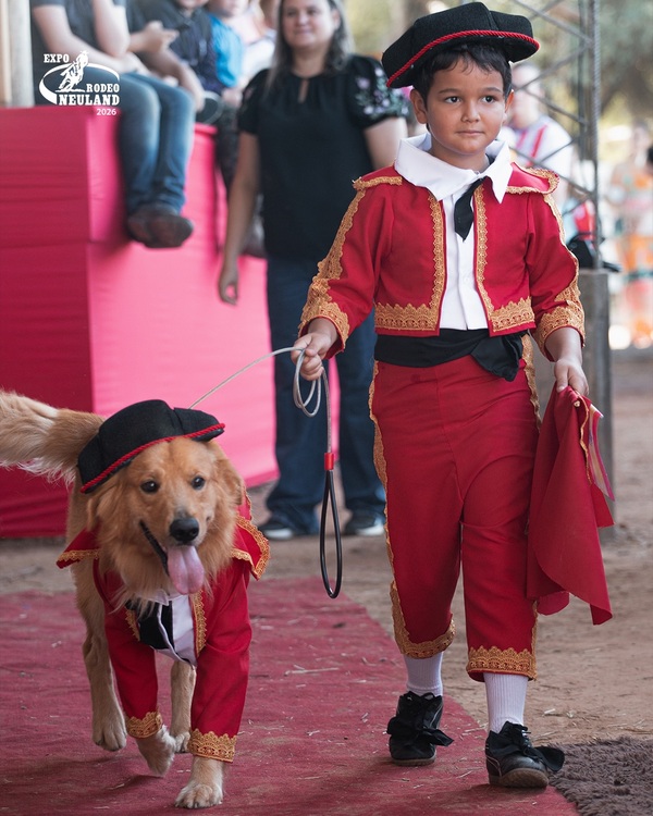El Rodeo se llena de ternura: El Desfile de Mascotas cautivó a las familias chaqueñas