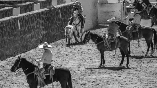 El charro, el origen del vaquero americano que se resiste a ser olvidado en Texas