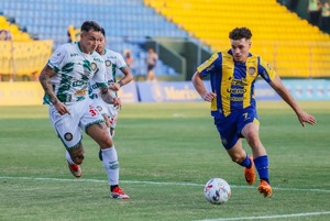 Rubio Ñu y Luqueño protagonizan el único juego sabatino - trece