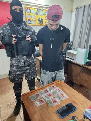 Atrapan en Mariano Roque Alonso a presunto delivery de drogas - Policiales - ABC Color