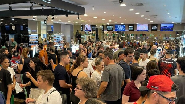 Pese a la lluvia, el turismo de compras no se frena durante el feriado largo en CDE