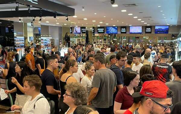 Intenso movimiento comercial en Ciudad del Este tras el feriado por el Día del Trabajador    - ABC en el Este - ABC Color