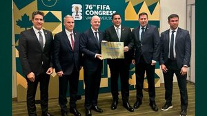 La APF recibe el Premio Oro en Congreso de la FIFA