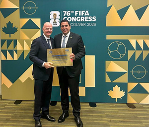 Popular / APF ganó el premio Oro del FIFA Forward Awards