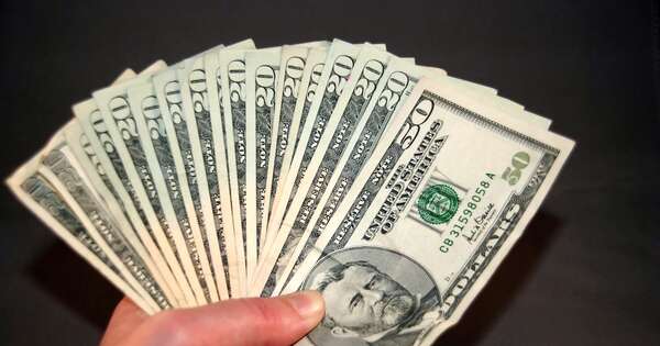 La Nación / Desplome del dólar consume margen de exportadores