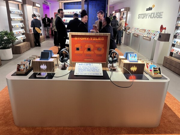"Sólo audio": Nueva York abre una "librería sin libros"