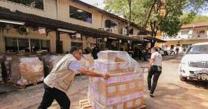 La Nación / Sigue distribución de materiales para los comicios