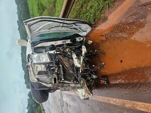 Aparatoso vuelco sobre la Ruta PY06 en San Rafael del Paraná