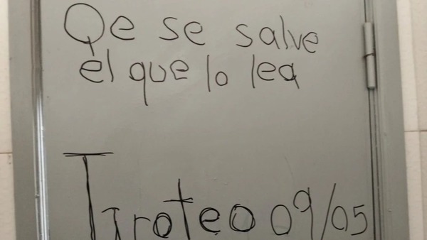 Fiscalía investiga amenaza de tiroteo dejada en sanitario de una universidad - ADN Digital