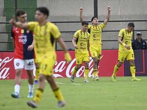 Video: El doblete de Allan Wlk que está ayudando a Olimpia - Deportivo Recoleta - ABC Color