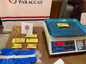 Contrabando: ratifican prisión preventiva de brasileño que cayó con 27 kilos de oro - Nacionales - ABC Color