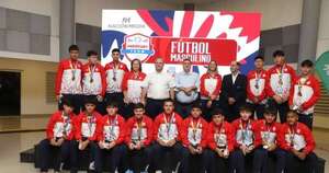 La Nación / Reconocen al Team Paraguay