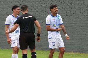 Gran victoria de Sol de América en la Chacarita - Fútbol de Intermedia - ABC Color