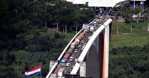 La Nación / Niños y niñas que cruzan solos la frontera será tema de acción bilateral en Aduana de Foz