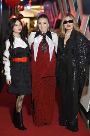 Popular / ¡Desfile "El Diablo Viste a la Moda 2"!