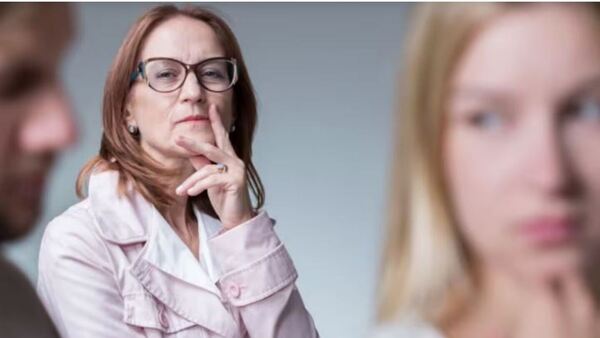 “Mi mamá ya hace comentarios desubicados frente a mi novia”