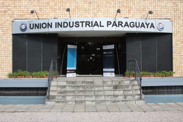 UIP cuestiona informes de ONG y defiende la producción nacional de cuero
