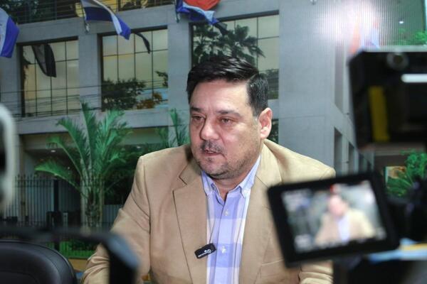 Polémico proyecto: plantean "tarjeta roja" y cierre automático a municipios ineficientes