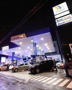 Petropar confirma nuevo reajuste en el precio del combustible - trece