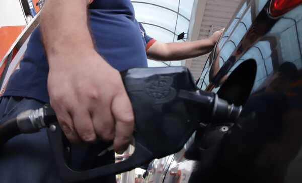COMBUSTIBLE SUBE EN PETROPAR: G. 750 EL DIÉSEL Y G. 300 LA NAFTA
