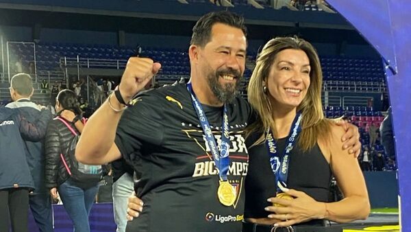 Popular / Doña de "Vitamina" Sánchez a su ména: "Estoy feliz contenta y orgullosa por vos mi amor"