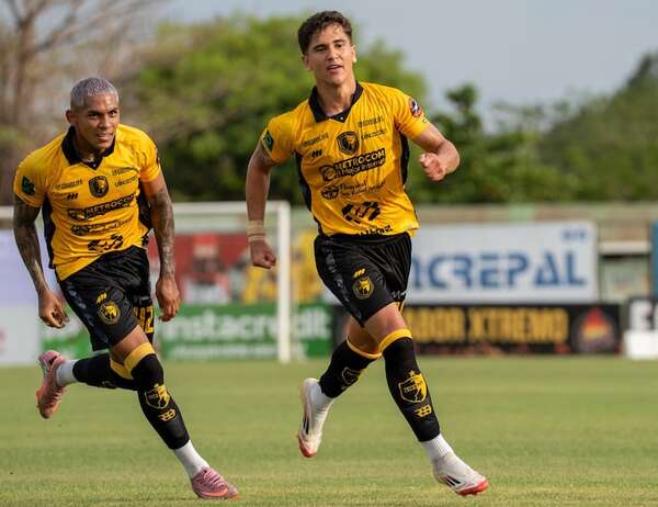 Paraguayo Arévalos anota para el Liberia del Pepe Cardozo - Fútbol Internacional - ABC Color