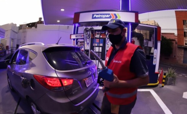 Petropar incrementa precio de sus combustibles G. 300