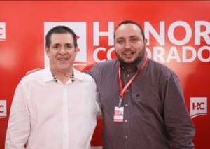 Vinculan a militante de HC con millonaria red de ataques digitales a periodistas y opositores