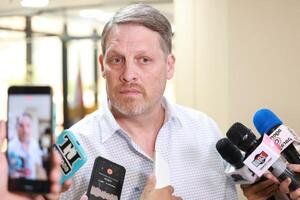 Líder de HC del Senado rechaza descentralización de Hambre Cero - ADN Digital