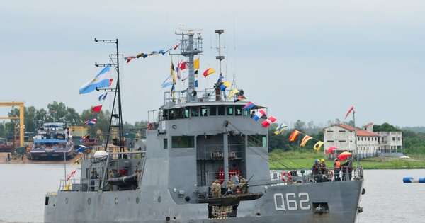 La Nación / Armada paraguaya recibió a sus pares argentinos: reafirman compromiso de la seguridad de la hidrovía