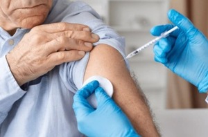 Salud insta a la población a vacunarse ante fuerte circulación de Influenza y otros virus invernales