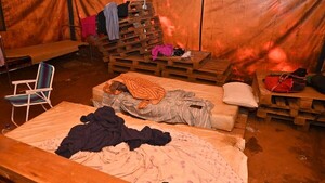 Albergues de Hospital de Itauguá exponen miserias e insalubridad