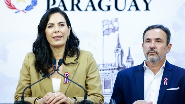Gobierno reglamenta la reforma del transporte y prevé renovar 1.000 buses para el 2028