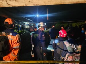 Mueren nueve trabajadores tras la explosión de una mina en el centro de Colombia