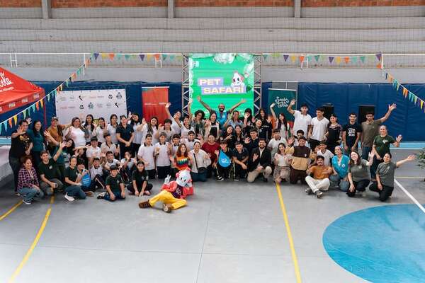 Coca-Cola Paresa acompañó el cierre del Botella Challenge 2.0 en Ñemby - Empresariales - ABC Color