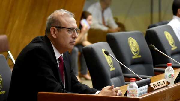 Oficialismo queda sin margen para sostener a Erico Galeano