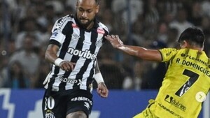 ¡Oita Recoleta! El Canario logró un histórico empate contra Santos de Neymar