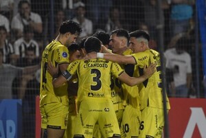 Recoleta amarga a Santos de Neymar en Pedro Juan Caballero - trece