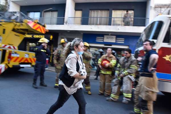 Incendio en edificio Ahorros Paraguayos: ¿qué se sabe sobre la causa? - Nacionales - ABC Color