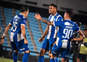 Gol paraguayo para un empate valioso