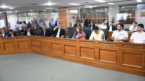Colorados maniobran para desligarse de la gestión de Nenecho y Bello