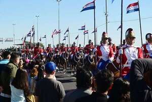 ¿Por qué cancelaron el desfile militar por la Independencia? La respuesta de las FF. MM. - Nacionales - ABC Color