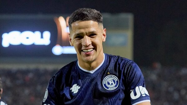 Independiente Rivadavia, con gol de Arce, avanza a octavos a expensas del Fluminense