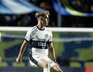Juan Fernando Alfaro, el «arquitecto» del mediocampo que guio la redención internacional de Olimpia