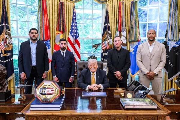 Trump presenta con Topuria velada de combates UFC en la Casa Blanca - Polideportivo - ABC Color