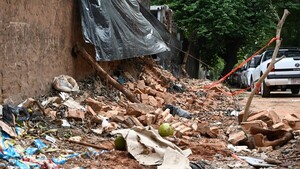 Cementerio de la Recoleta: Basura y descuidos desembocaron en derrumbe del muro perimetral